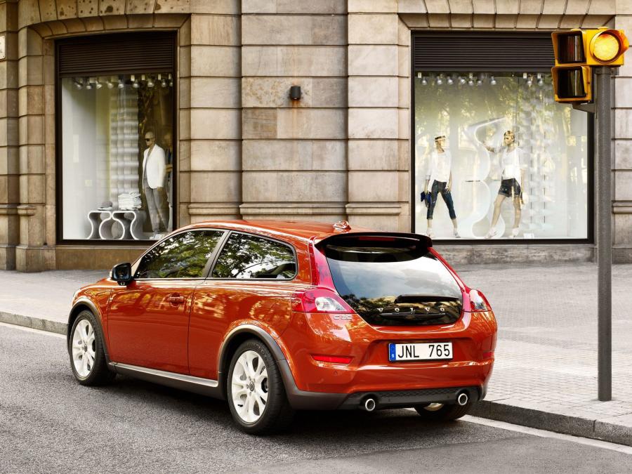  Volvo C30 2009 года  (фото 52 из 92)